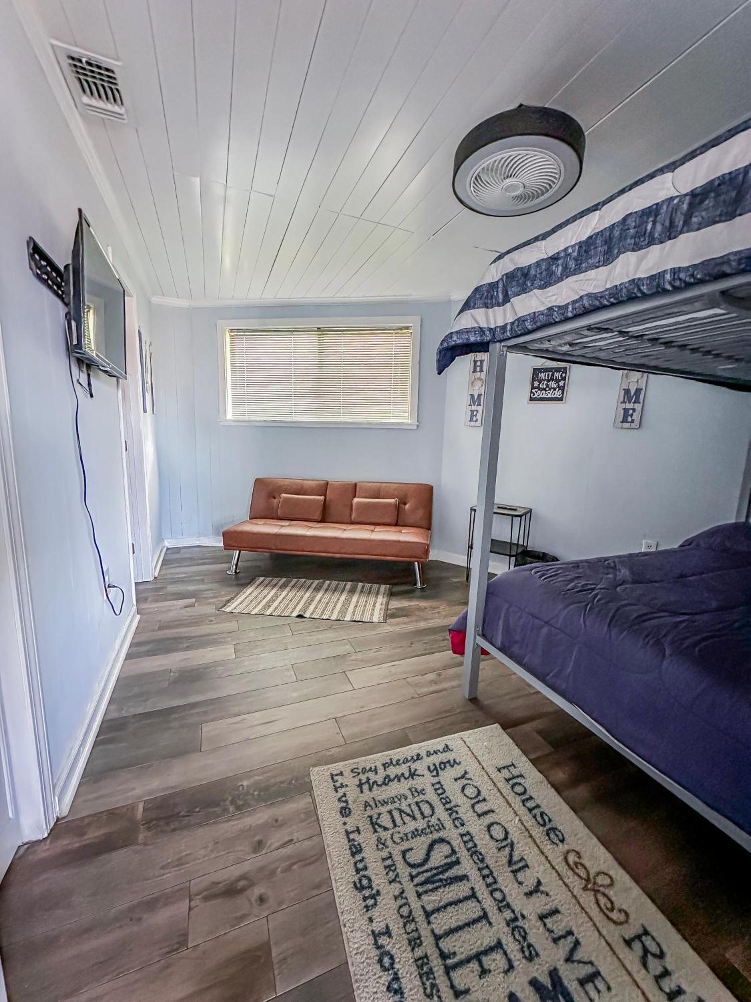 Peaceful Lydia Hide-O-Way - Unwind Near Beach, Breakfast, Spa & Go-Karts! Panama City Beach Ngoại thất bức ảnh